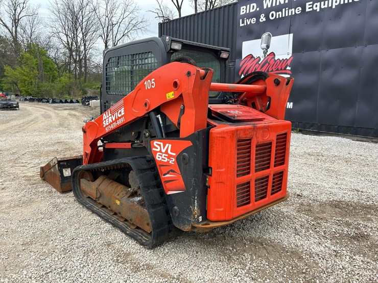 2023-kubota-svl65-2-image-2