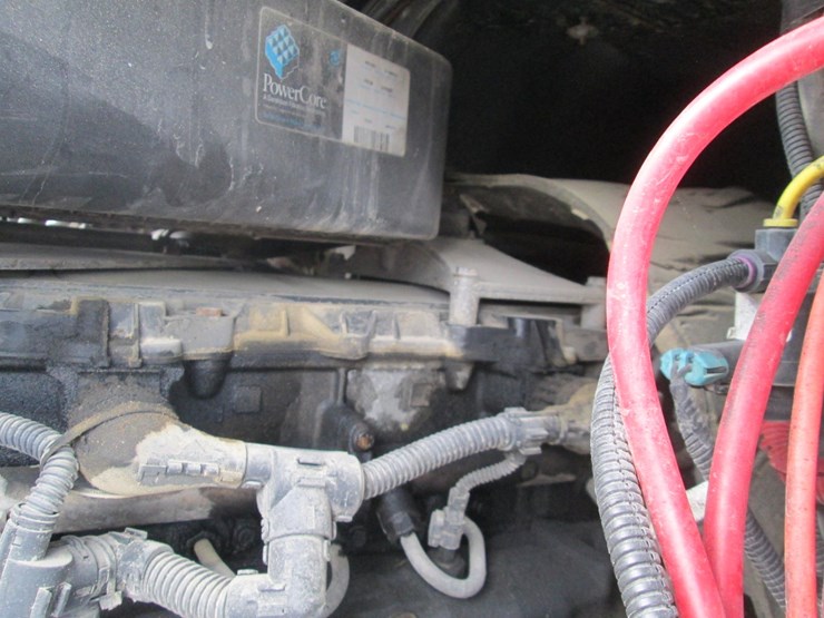 2016-freightliner-cascadia-113-image-27