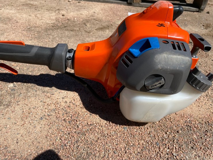 #1534-•-husqvarna-330lk-hi-torq-weed-wacker-image-9