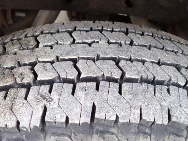 2013-ford-f150-xlt-image-56