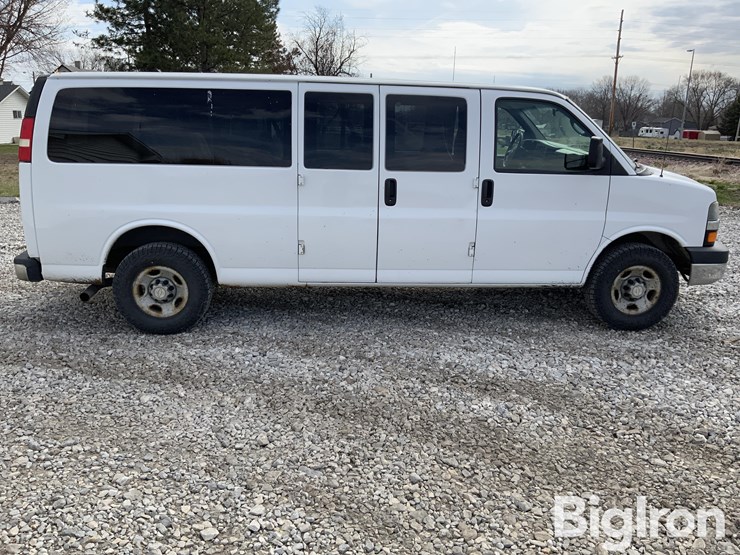 2008-chevrolet-express-g3500-image-4
