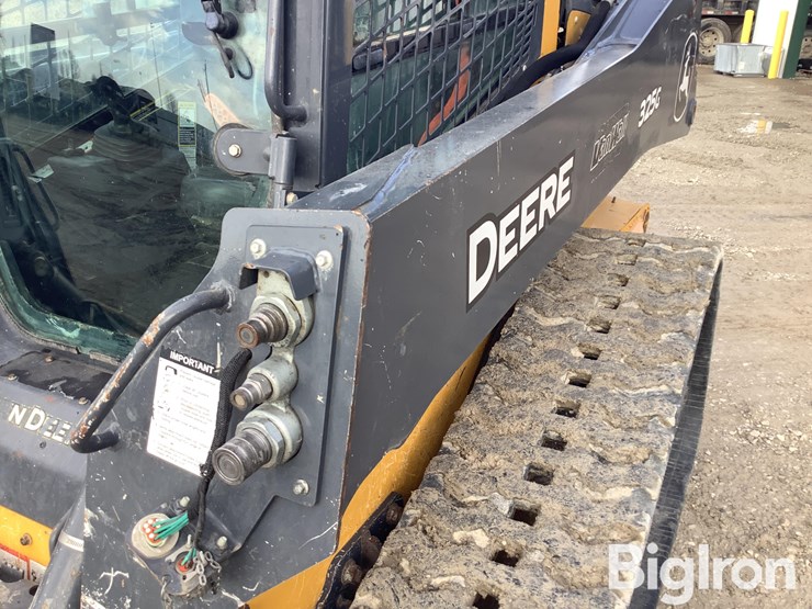 2021-deere-325g-image-17