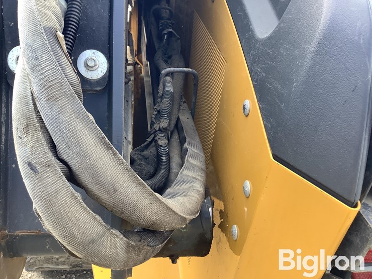 2021-deere-325g-image-18