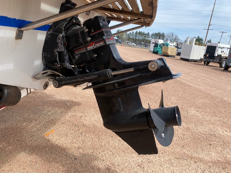 #1566-•-1986-celebrity-v190-19'-boat-(has-wi-title)-image-21