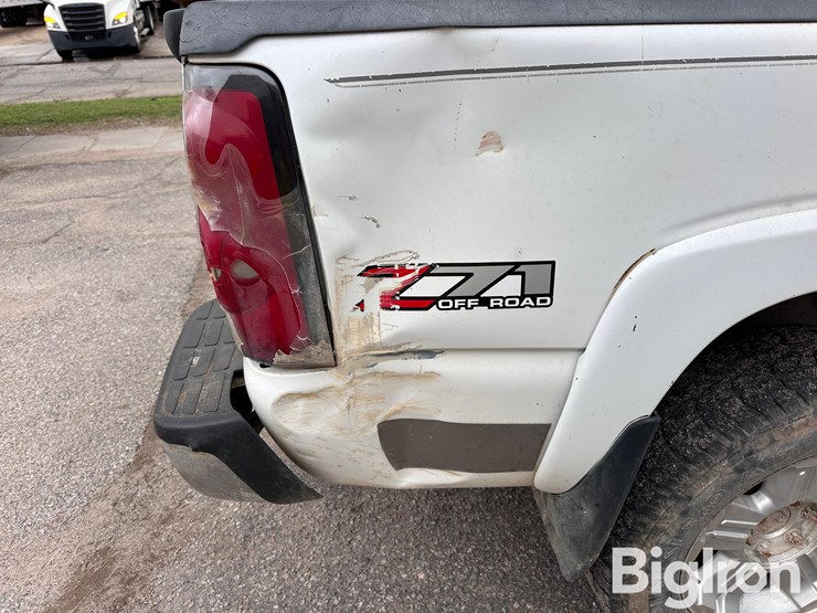 2004-chevrolet-silverado-1500-z71-image-14