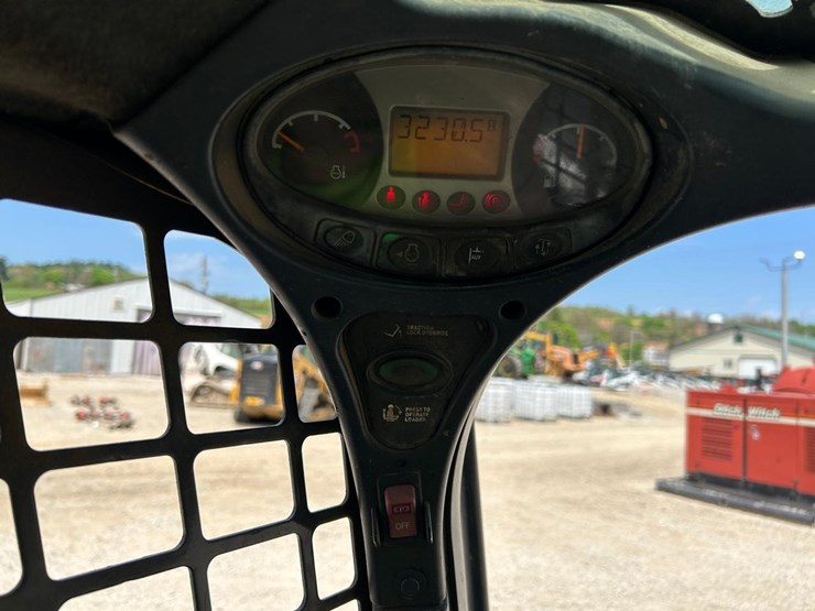 2019-bobcat-t650-image-22