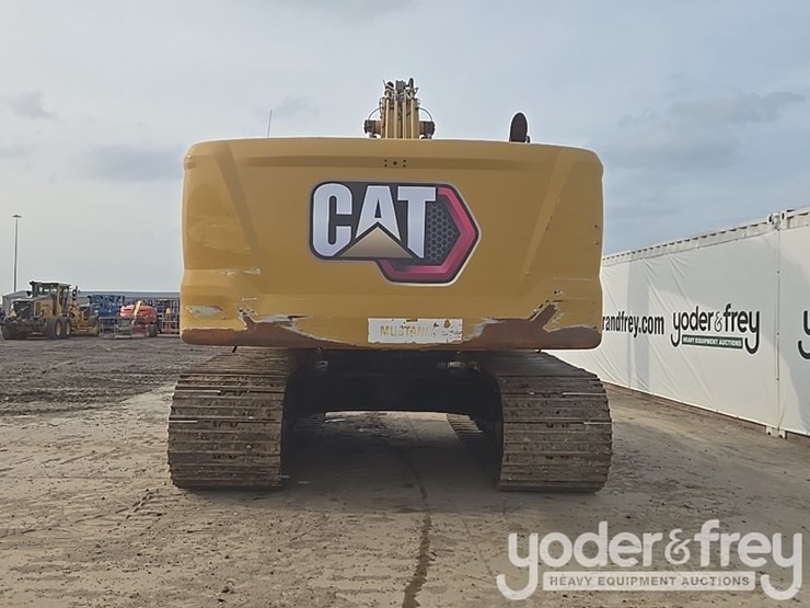 2021-caterpillar-336-image-4
