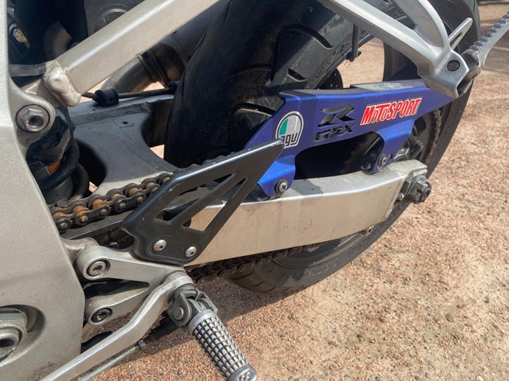 #1588-•-2002-suzuki-gsx-r600-motorcycle-(no-title)-image-16