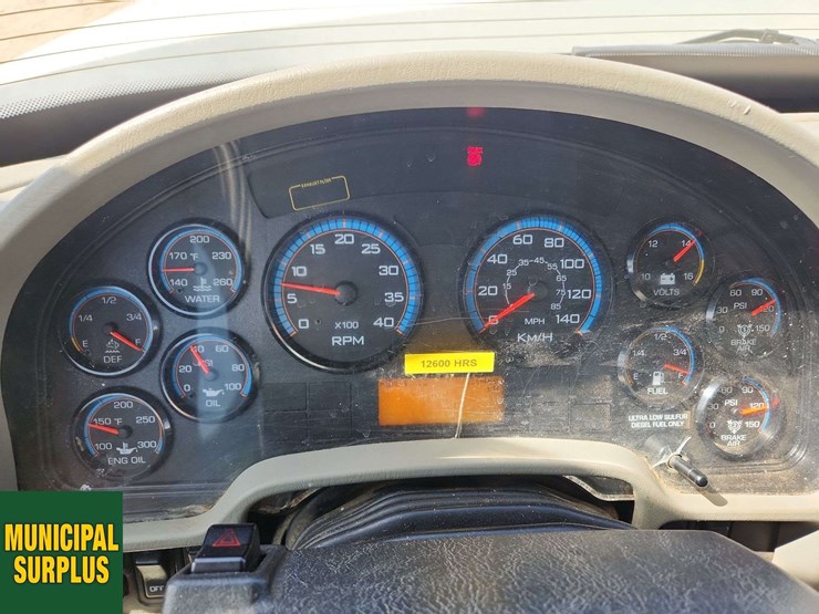 2016-international-workstar-7400-image-9