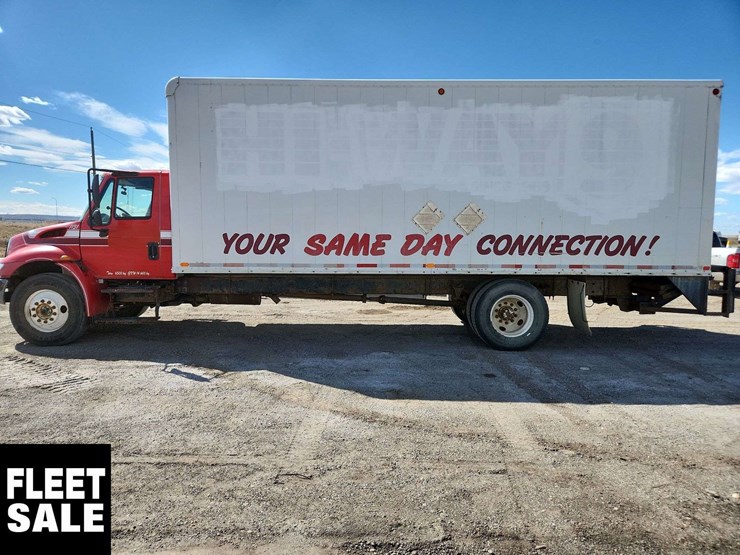 2007-international-durastar-4300-image-5