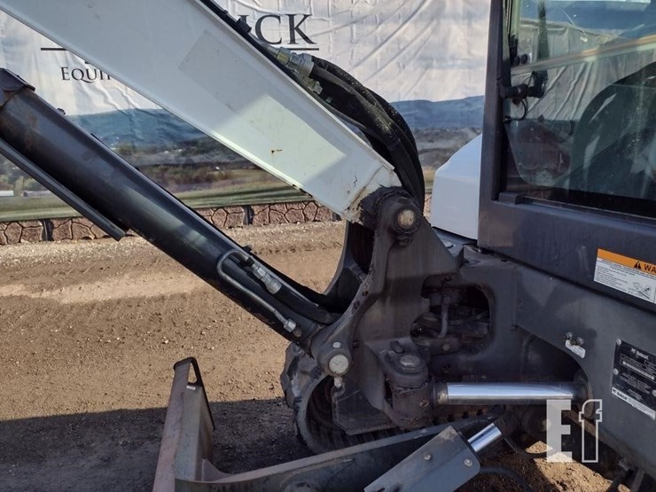 2018-bobcat-e50-image-25