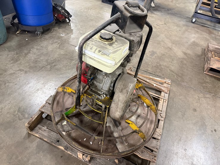 #2033-•-wacker-walk-behind-power-trowel-image-2