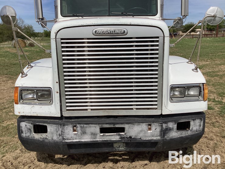 1995-freightliner-fld120-image-12