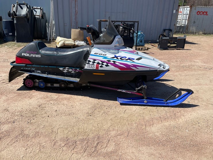 #1590-•-1996-polaris-indy-xcr-600-snowmobile-(no-reg-card)-image-3