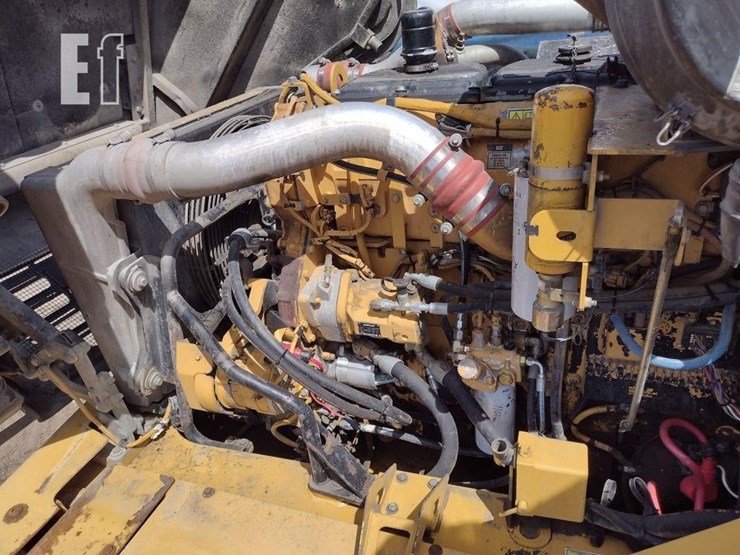 2007-caterpillar-740-image-40