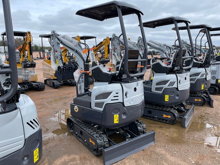 #5516-•-new-ats-me18-mini-excavator-image-4