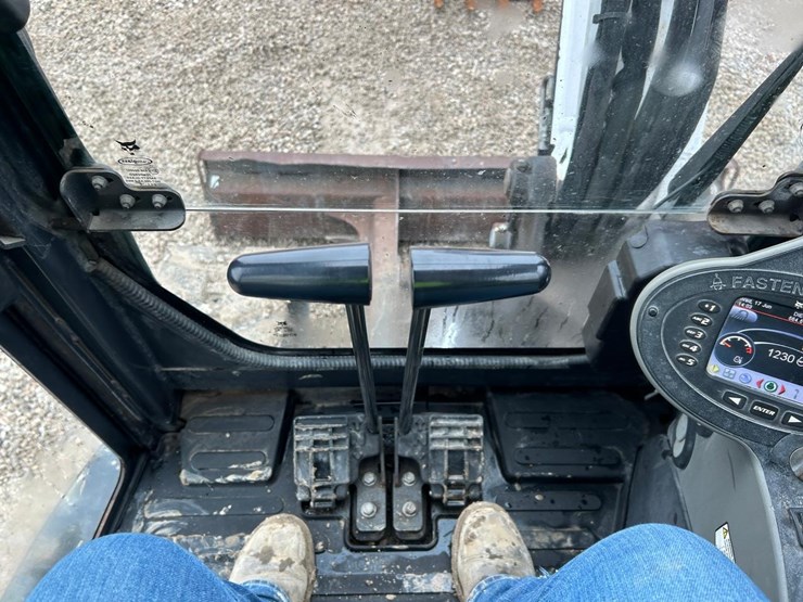 2019-bobcat-e55-image-22