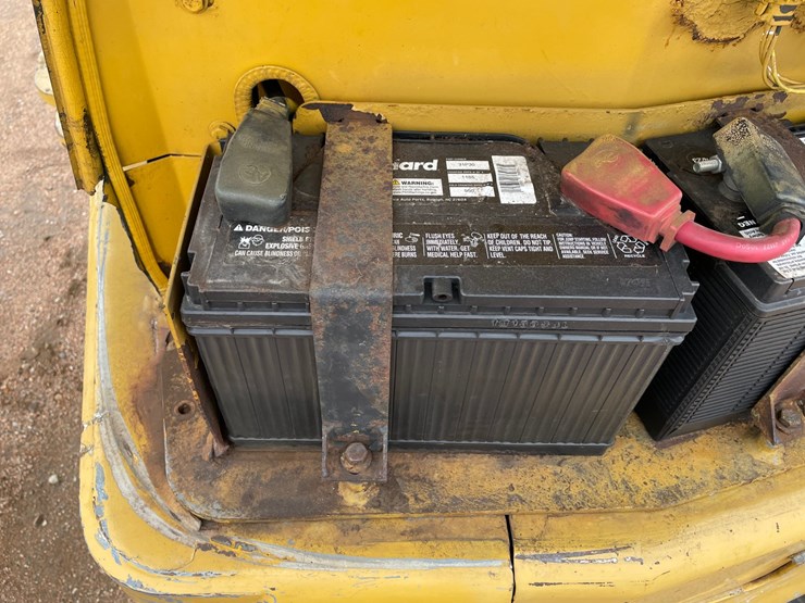 2002-caterpillar-914g-image-48