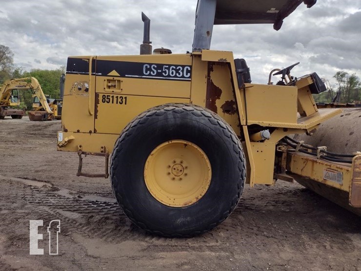 1999-caterpillar-cs-563c-image-21