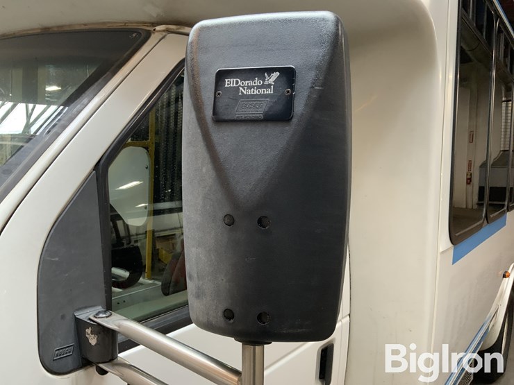 2013-ford-e450-image-15