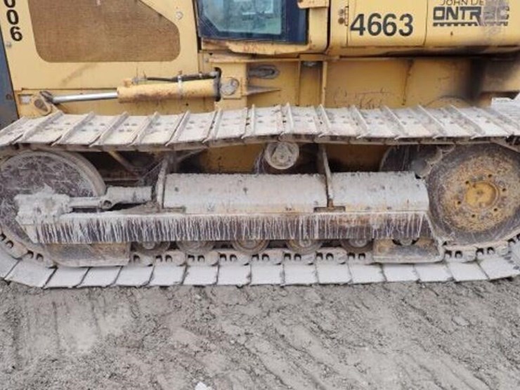 2002-deere-650h-lt-image-60
