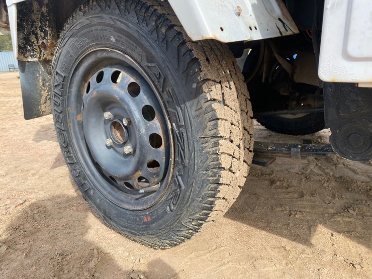 #1561-•-mitsubishi-minicab-truck-(no-title)-image-14