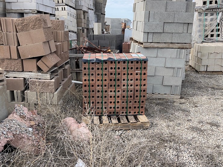 patio-and-building-bricks-image-10