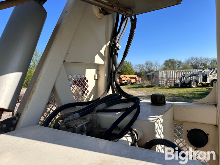 terex-ss842-image-11