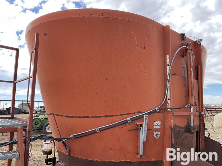 jay-lor-600-direct-3ii-vertical-mixer/feeder-image-18