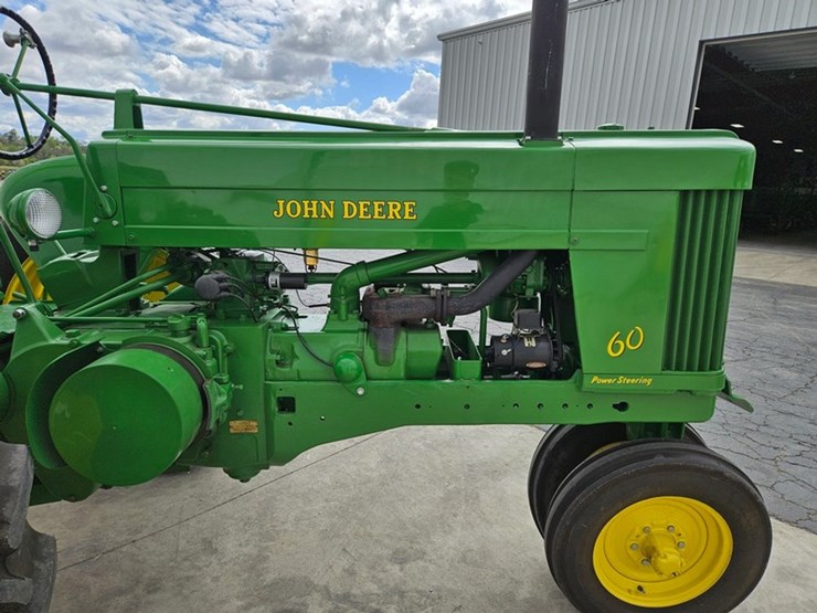 1955-john-deere-60-image-12