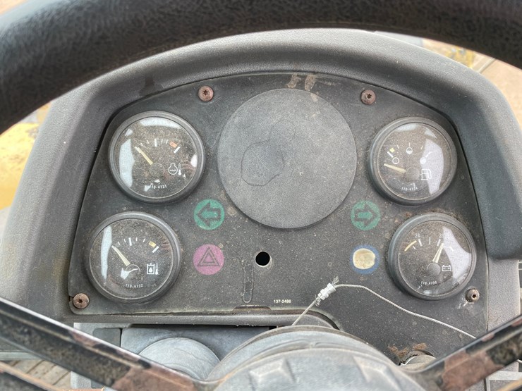 2002-caterpillar-914g-image-31