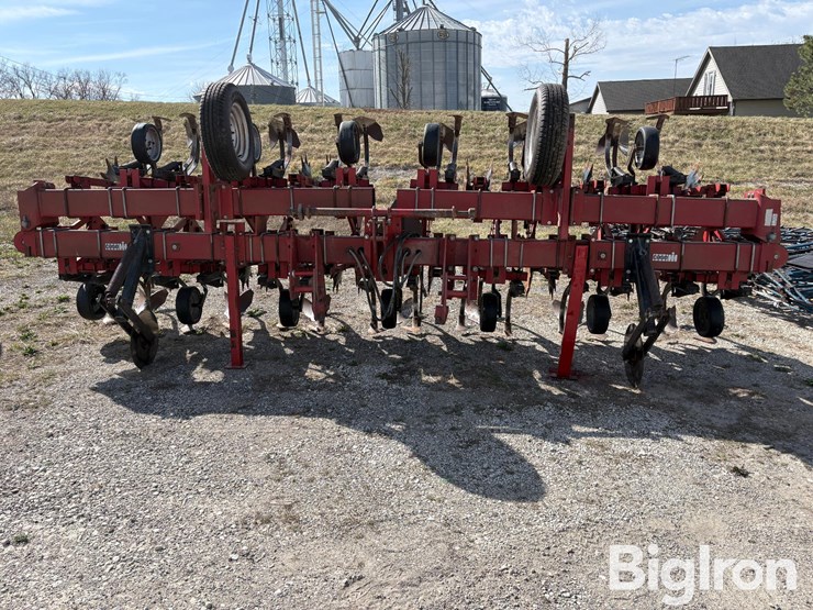 case-ih-183-image-2