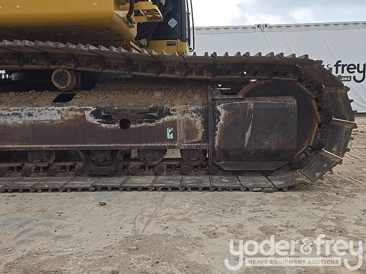 2021-caterpillar-336-image-16