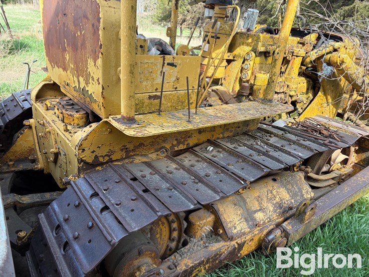 caterpillar-d7-image-5