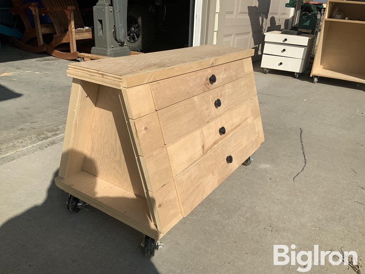 homemade-tool-box-image-3