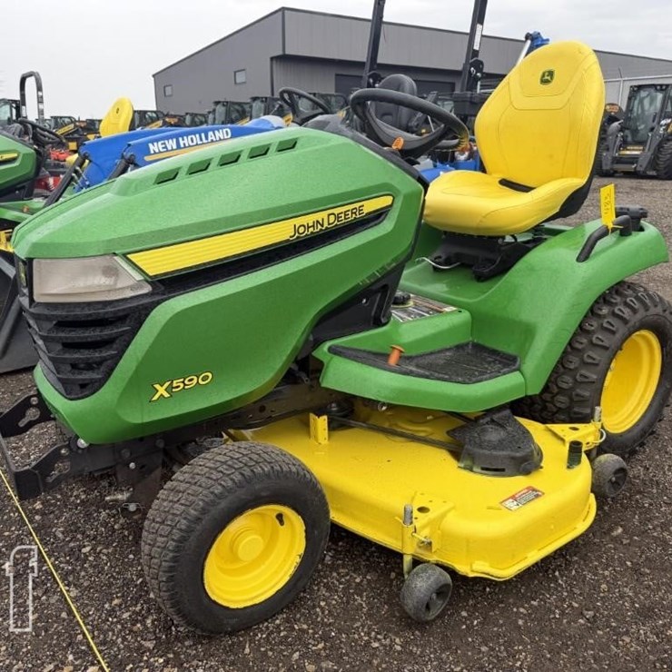 2021 JOHN DEERE X590