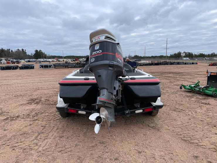 #1571-•-2003-skeeter-zx200-boat-with-yamaha-motor-(has-wi-title)-image-4