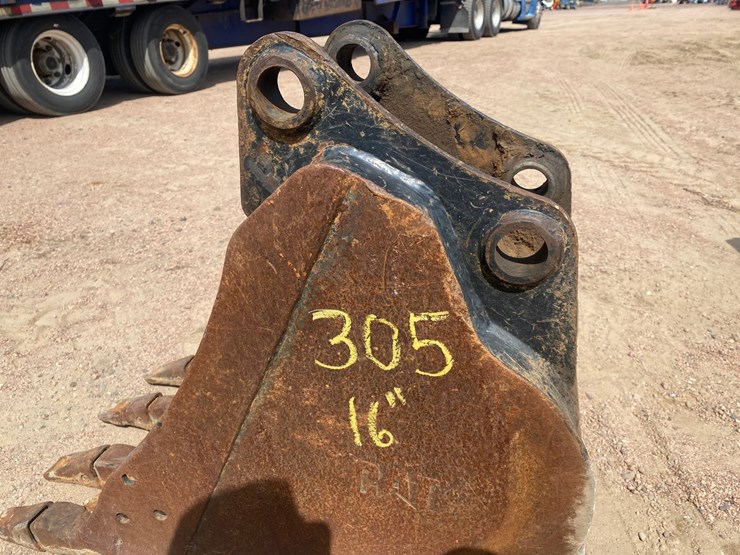 caterpillar-305-image-9