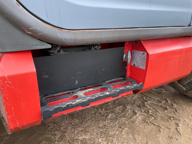 2013-manitou-mlt840-image-39