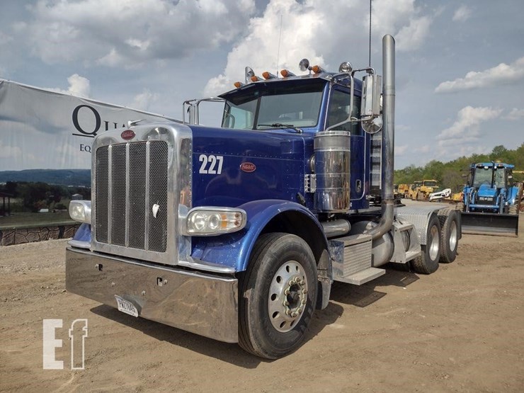 2012-peterbilt-389-image-33