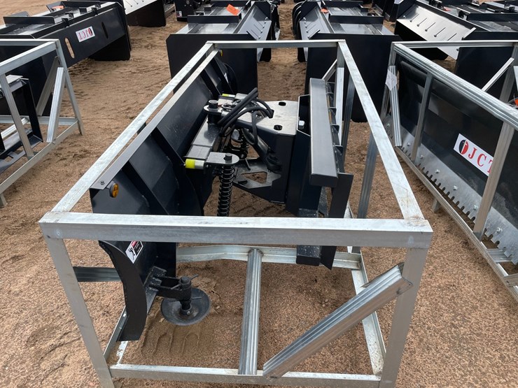 #4125-•-jct-84"-hydraulic-dozer-blade-image-3