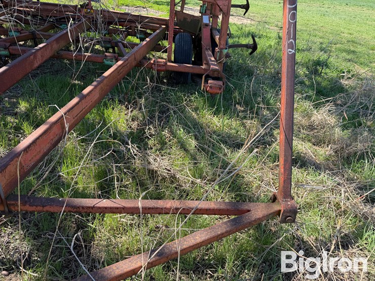 allis-chalmers-1400-image-15