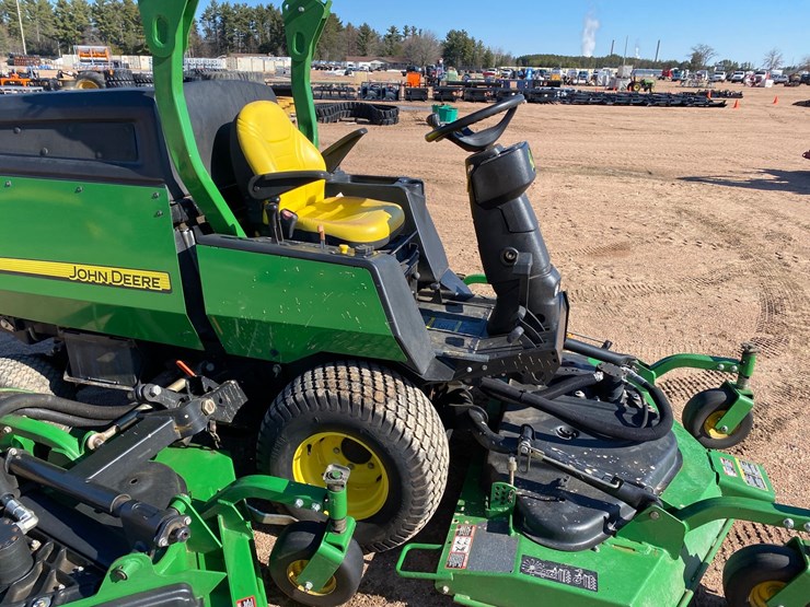 2014-john-deere-1600t-image-29