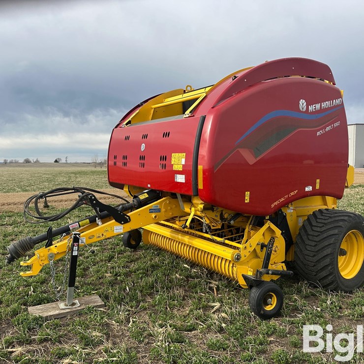 2022 NEW HOLLAND ROLL-BELT 560