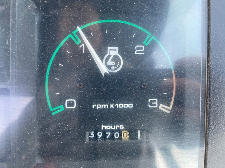 1996-case-570l-xt-image-41