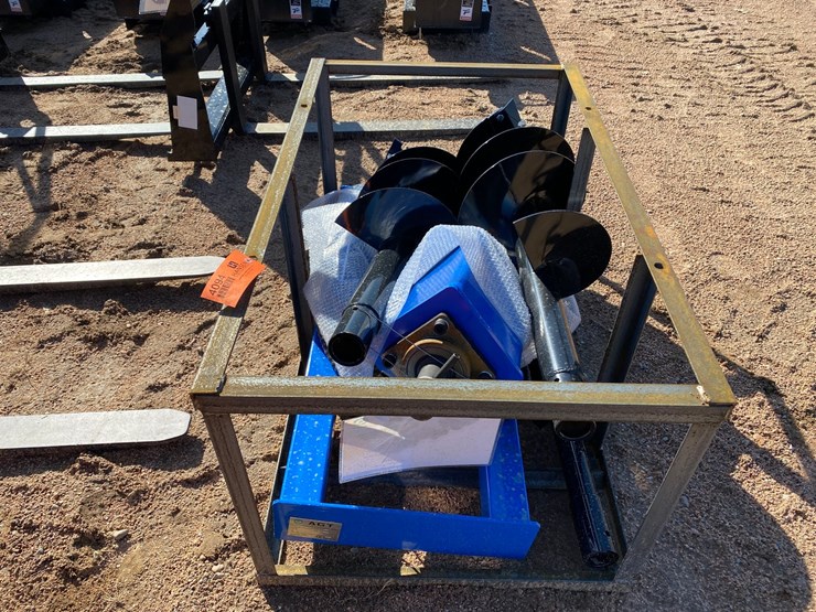 #4094-•-agt-hydraulic-auger-attachment-with-(3)-bits-image-2