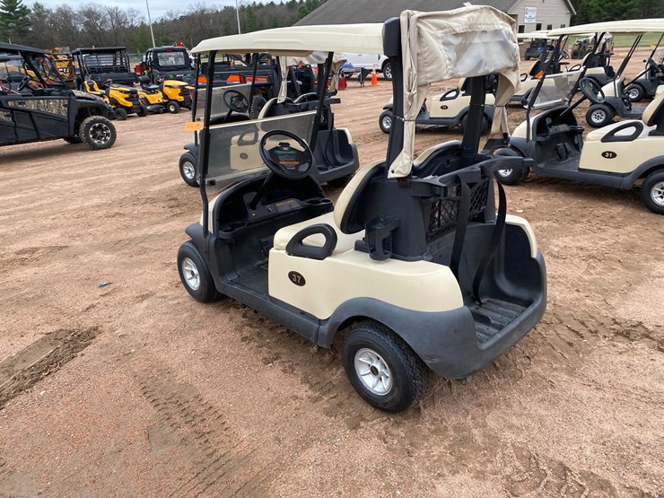 #1581-•-club-car-electric-golf-cart-with-charger-image-8