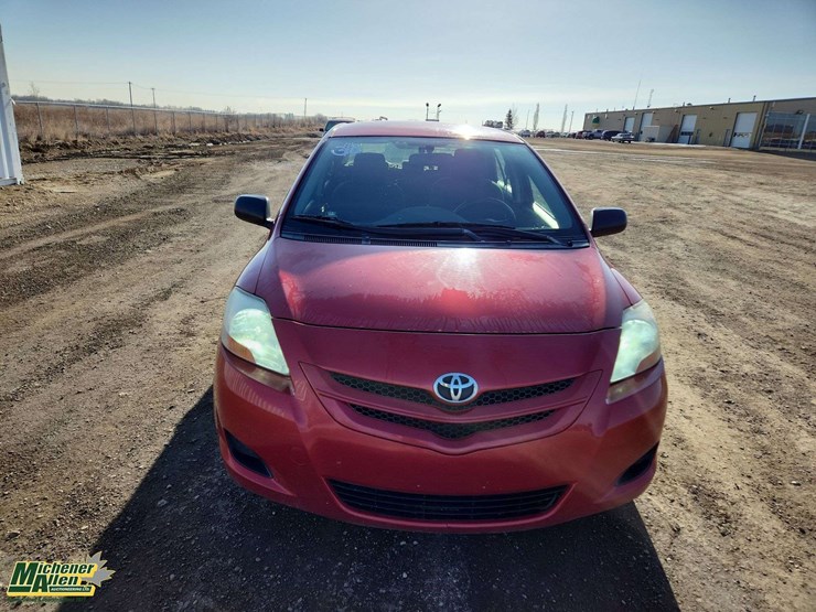 non-operable-2008-toyota-yaris-sport-4dr-sedan-4a-image-19