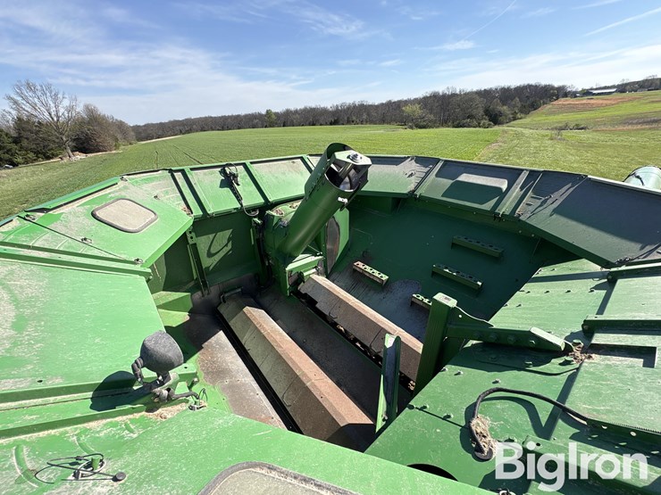 2013-john-deere-s660-image-17