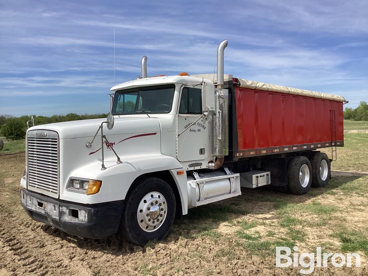 1995-freightliner-fld120-image-1